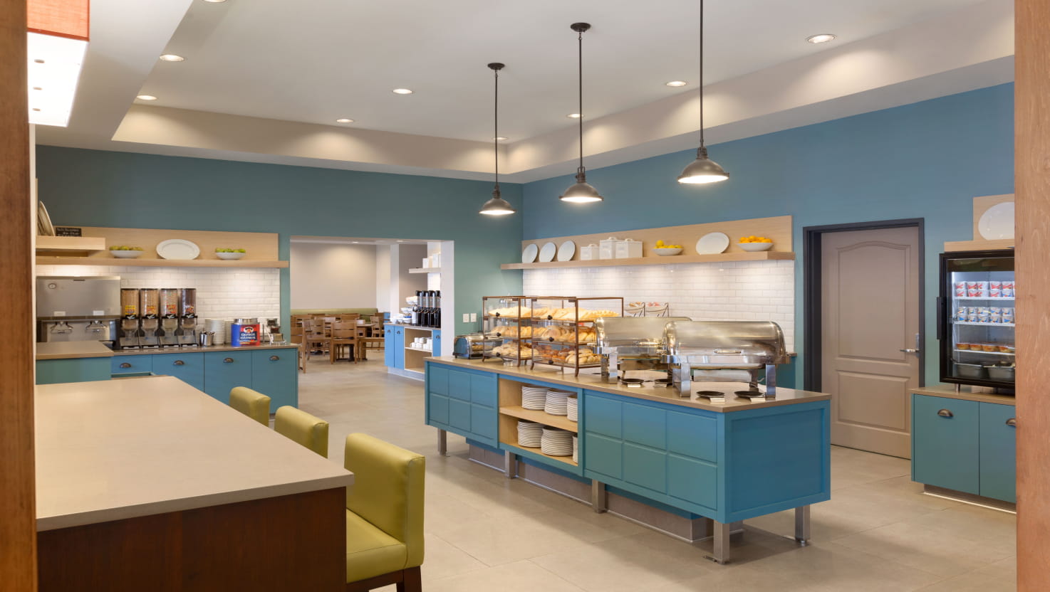 Country Inn and Suites